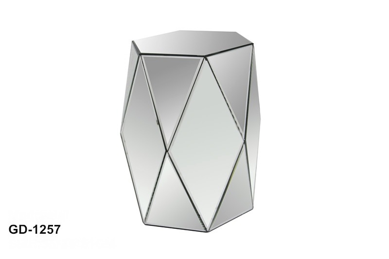 Accentuation Gd 1257 Side Table on Sale Brooklyn, New York     