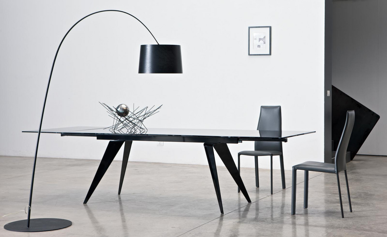 table with extensions and metal frame